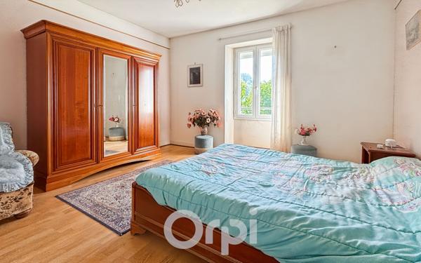 Maison à vendre    4 pièces • 99,60 m2 La Jonchère-Saint-Maurice