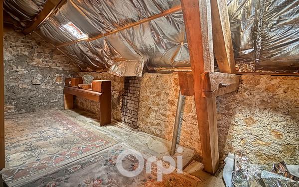 Maison à vendre    4 pièces • 99,60 m2 La Jonchère-Saint-Maurice