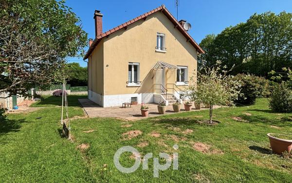 Maison à vendre    4 pièces • 99,60 m2 La Jonchère-Saint-Maurice