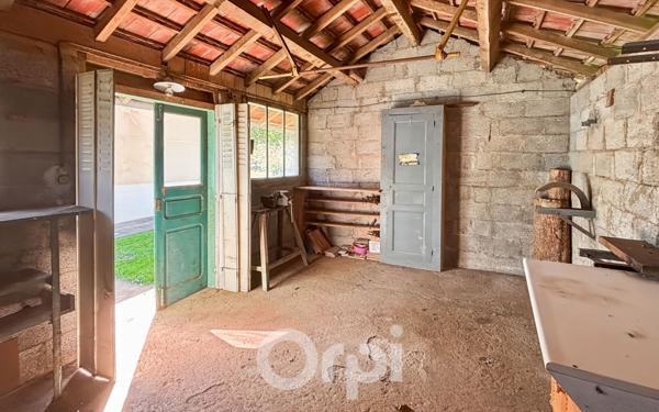 Maison à vendre    4 pièces • 99,60 m2 La Jonchère-Saint-Maurice