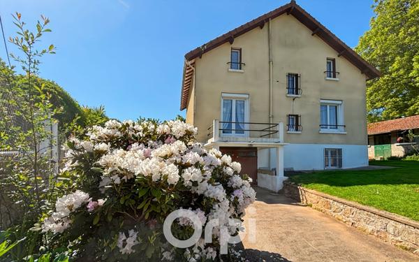 Maison à vendre    4 pièces • 99,60 m2 La Jonchère-Saint-Maurice