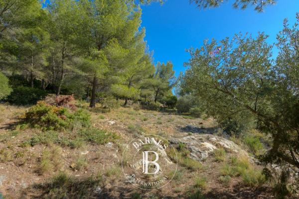Sanary-sur-Mer, Maison 4 Chambres -  240 m² à vendre