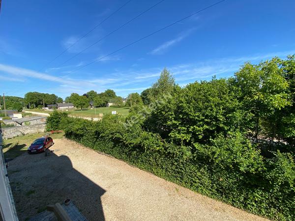 Maison de Maître à Poncé sur le Loir (72340) avec dépendances et terrain