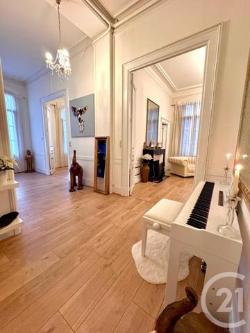 Immeuble à vendre  494,83 m2 TOURS - 37