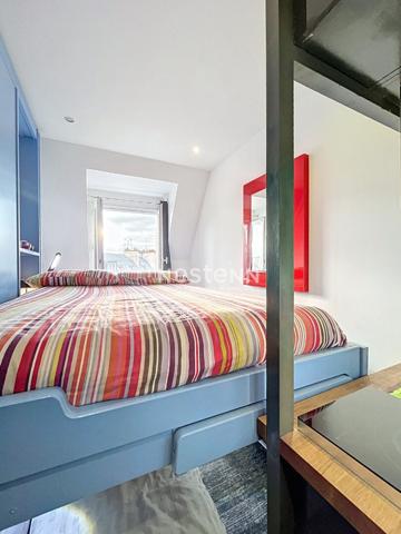 Studette équipée à vendre - Paris VIII - Quartier Europe / Saint-Augustin