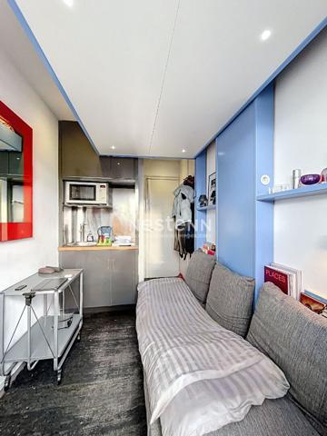 Studette équipée à vendre - Paris VIII - Quartier Europe / Saint-Augustin