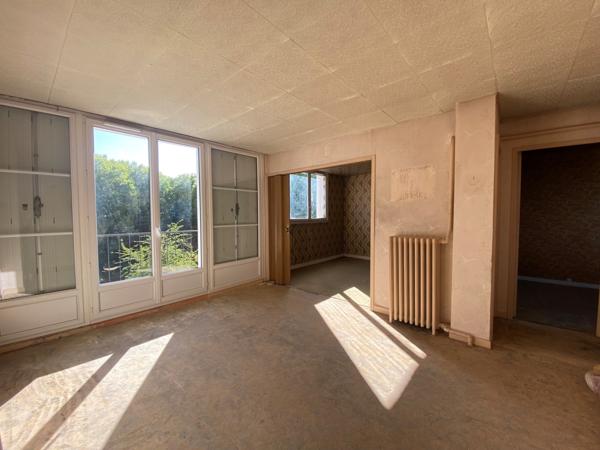 F3 SAINTE GENEVIEVE DES BOIS