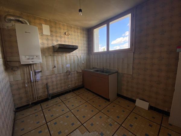 F3 SAINTE GENEVIEVE DES BOIS