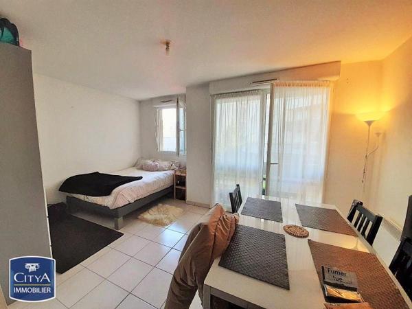 Appartement à louer 1 pièce 27.85m²