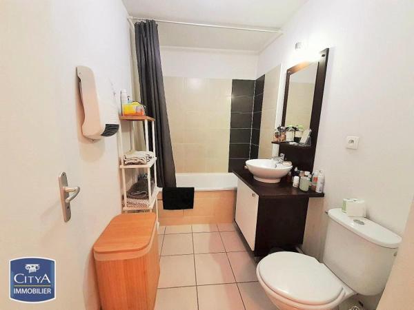 Appartement à louer 1 pièce 27.85m²