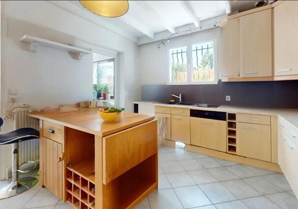 Maison Champs Sur Marne 8 pièce(s) 207 m2