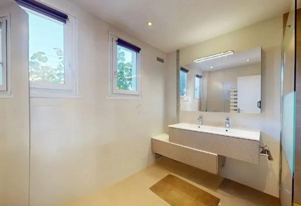 Maison Champs Sur Marne 8 pièce(s) 207 m2