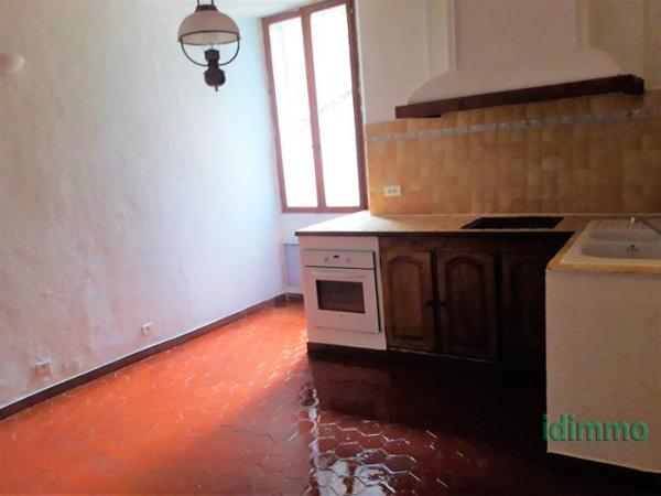 A saisir Draguignan lot 4 appartements revenus 1880€/mois 265000€ crn2366 dpe D Draguignan (83300)