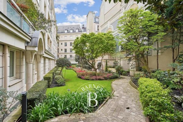 Paris 6ème, Appartement 1 Chambre -  61 m² à vendre