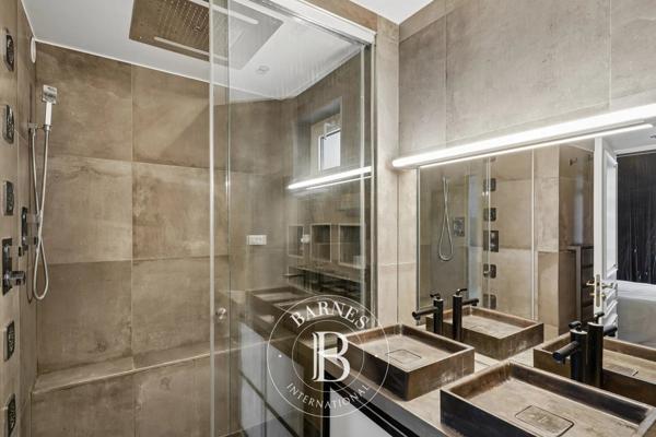 Paris 6ème, Appartement 1 Chambre -  61 m² à vendre