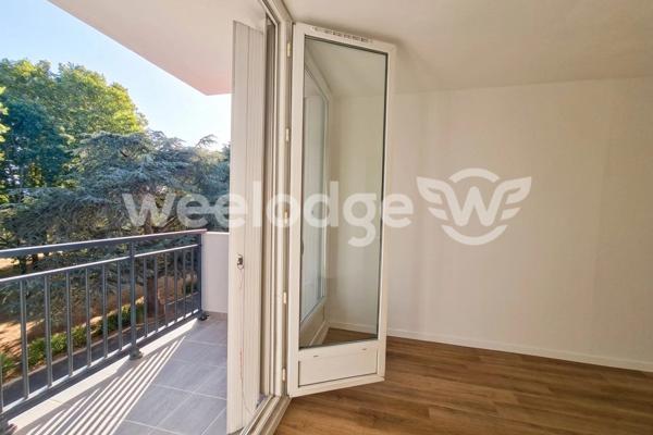 Appartement à louer 3 pièces de 52,3 m² à Sainte-Geneviève-des-Bois