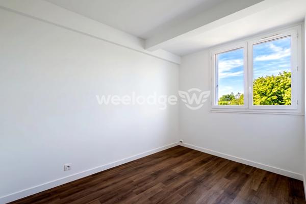 Appartement à louer 3 pièces de 52,3 m² à Sainte-Geneviève-des-Bois