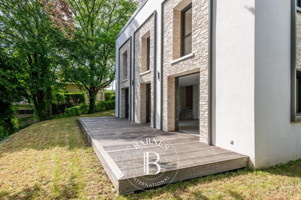 Tassin-la-Demi-Lune, Maison 4 Chambres -  176 m² à vendre
