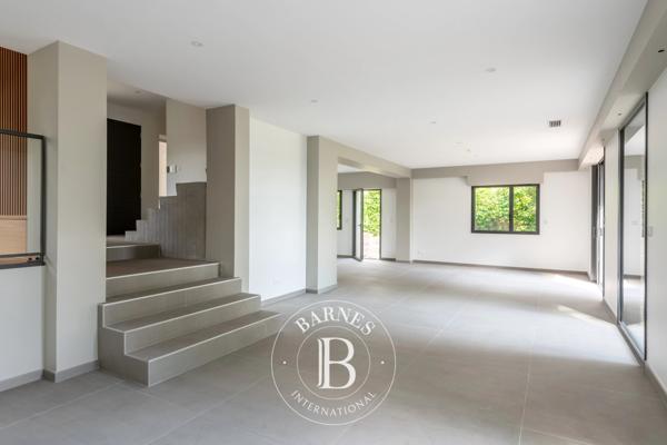 Tassin-la-Demi-Lune, Maison 4 Chambres -  176 m² à vendre