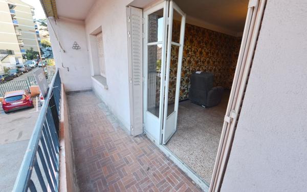 Appartement à vendre    4 pièces • 73,89 m2 Grasse