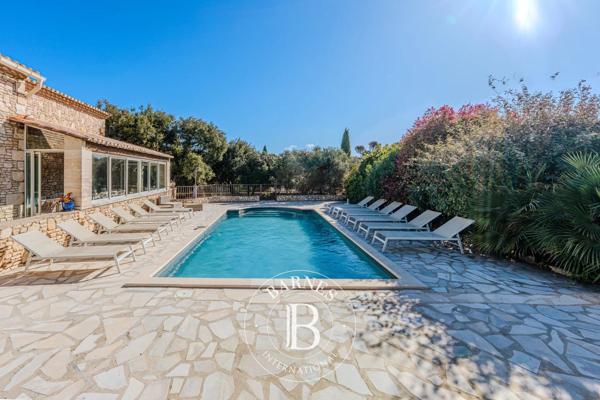 Cavaillon, Maison de village 5 Chambres -  247 m² à vendre