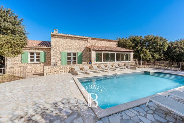 Cavaillon, Maison de village 5 Chambres -  247 m² à vendre