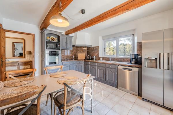 Cavaillon, Maison de village 5 Chambres -  247 m² à vendre