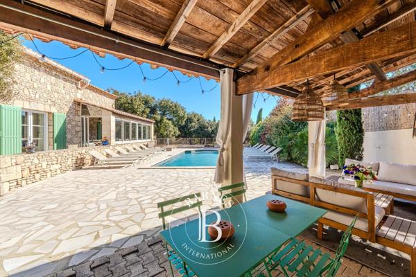 Cavaillon, Maison de village 5 Chambres -  247 m² à vendre