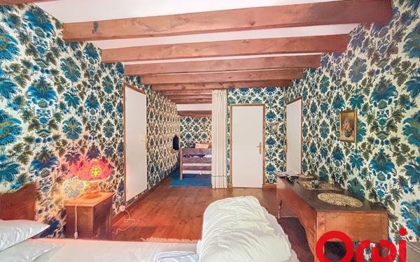 Maison à vendre    3 pièces •  Saint-Amand-Montrond