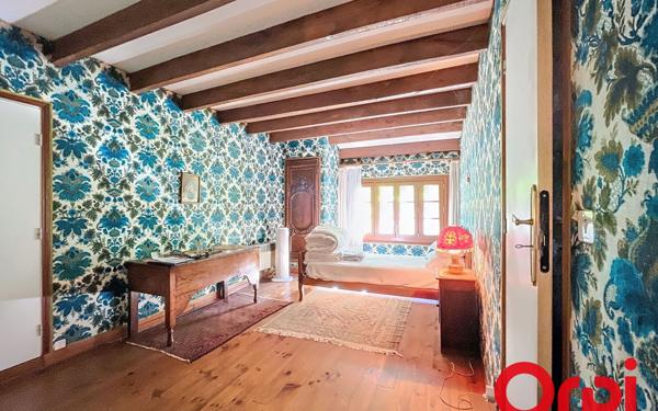 Maison à vendre    3 pièces •  Saint-Amand-Montrond