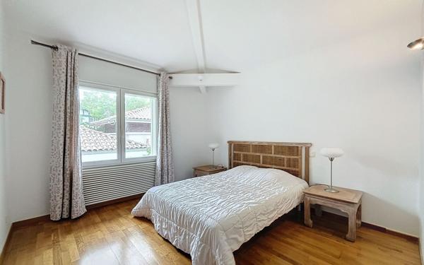 Maison à louer    6 pièces • 185 m2 Anglet