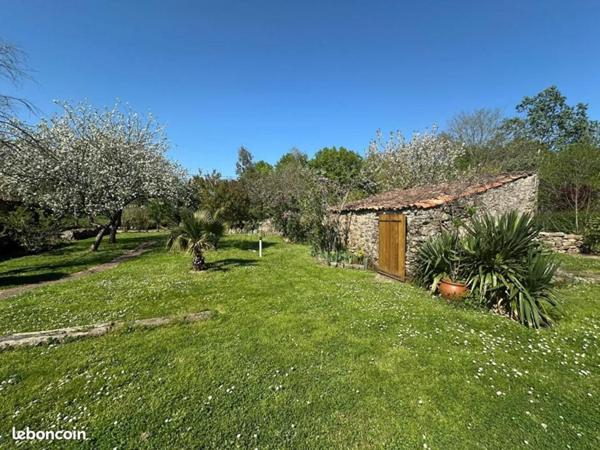 Longère 183 m2 - 5 chambres 13500 m2 de terrain