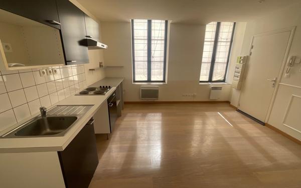 Appartement à louer    1 pièce •  Templeuve