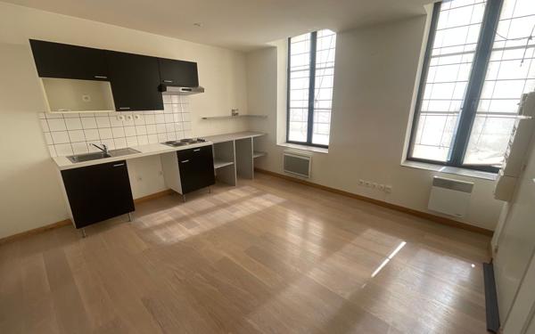 Appartement à louer    1 pièce •  Templeuve