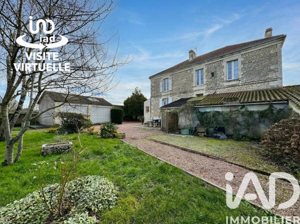 Maison à vendre 7 pièces 172 m² Les Velluire-sur-Vendée