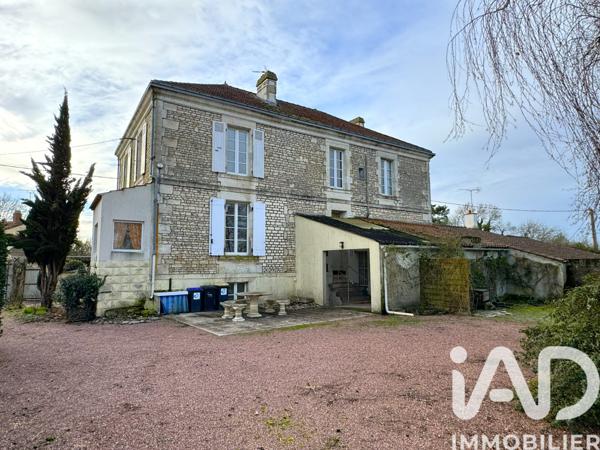 Maison à vendre 7 pièces 172 m² Les Velluire-sur-Vendée