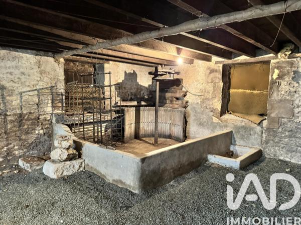 Maison à vendre 7 pièces 172 m² Les Velluire-sur-Vendée