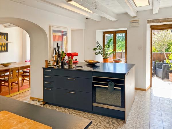 Maison à vendre 7 pièces GRILLY (01)