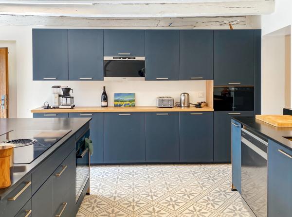 Maison à vendre 7 pièces GRILLY (01)