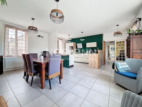 Vaste maison familiale de 8 pièces à vendre à Saint Avertin