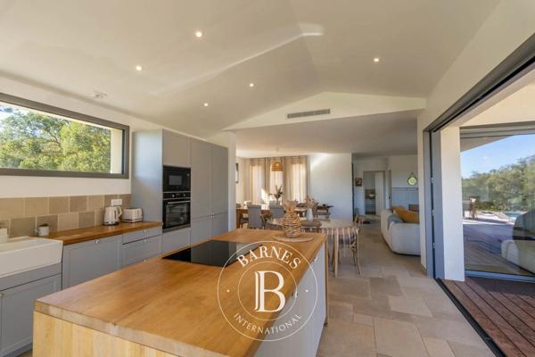Porto-Vecchio, Villa 4 Chambres -  180 m² à vendre