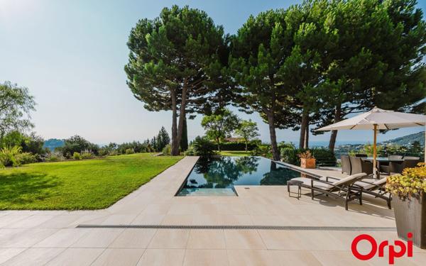 Maison à vendre    11 pièces • 366,10 m2 Menton