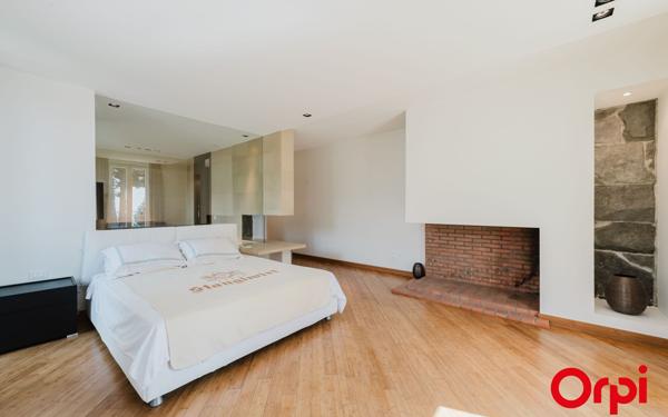 Maison à vendre    11 pièces • 366,10 m2 Menton