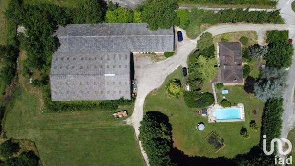 Local d’activité à vendre 1 408 m² Nérac