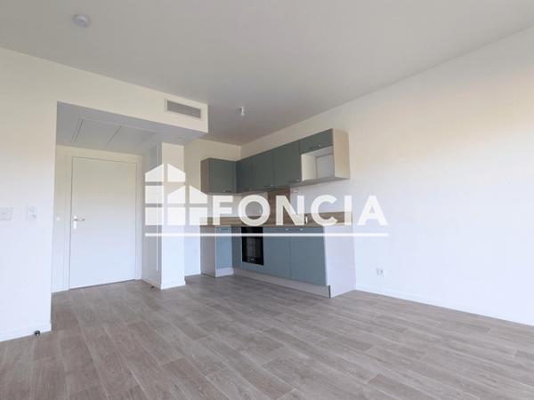 Location Appartement 2 pièces 41.65 m² - Laval 53000