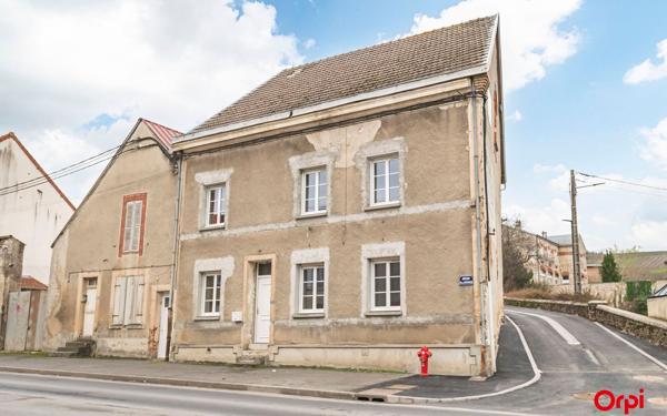 Maison à vendre    4 pièces •  Mareuil-le-Port