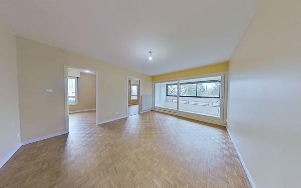 Appartement à louer    4 pièces • 79 m2 Champagne-au-Mont-d'Or