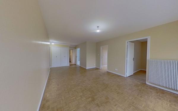 Appartement à louer    4 pièces • 79 m2 Champagne-au-Mont-d'Or