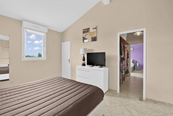 Maison à vendre 7 pièces CASTELGINEST (31)