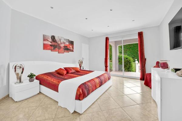 Maison à vendre 7 pièces CASTELGINEST (31)